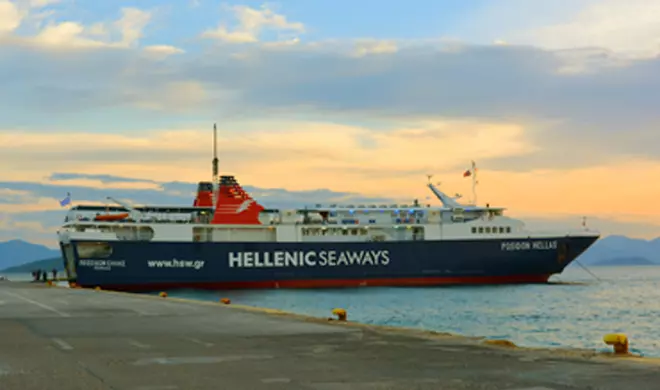 Piraeus-Agistri, Saronic Ferries συμβατικά πλοία